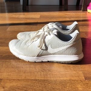 Nike Flex Experience Running Experience Sneaker